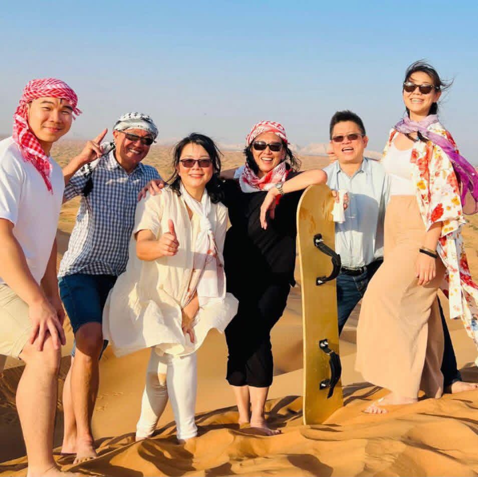 Desert adventure guests